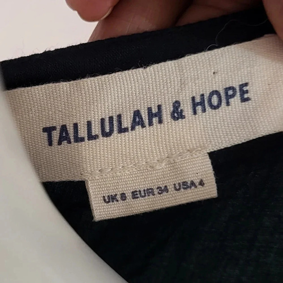 Tallulah and Hope Multicolored Abstract Print Long Sleeve Maxi Dress(4) - Picture 8 of 10